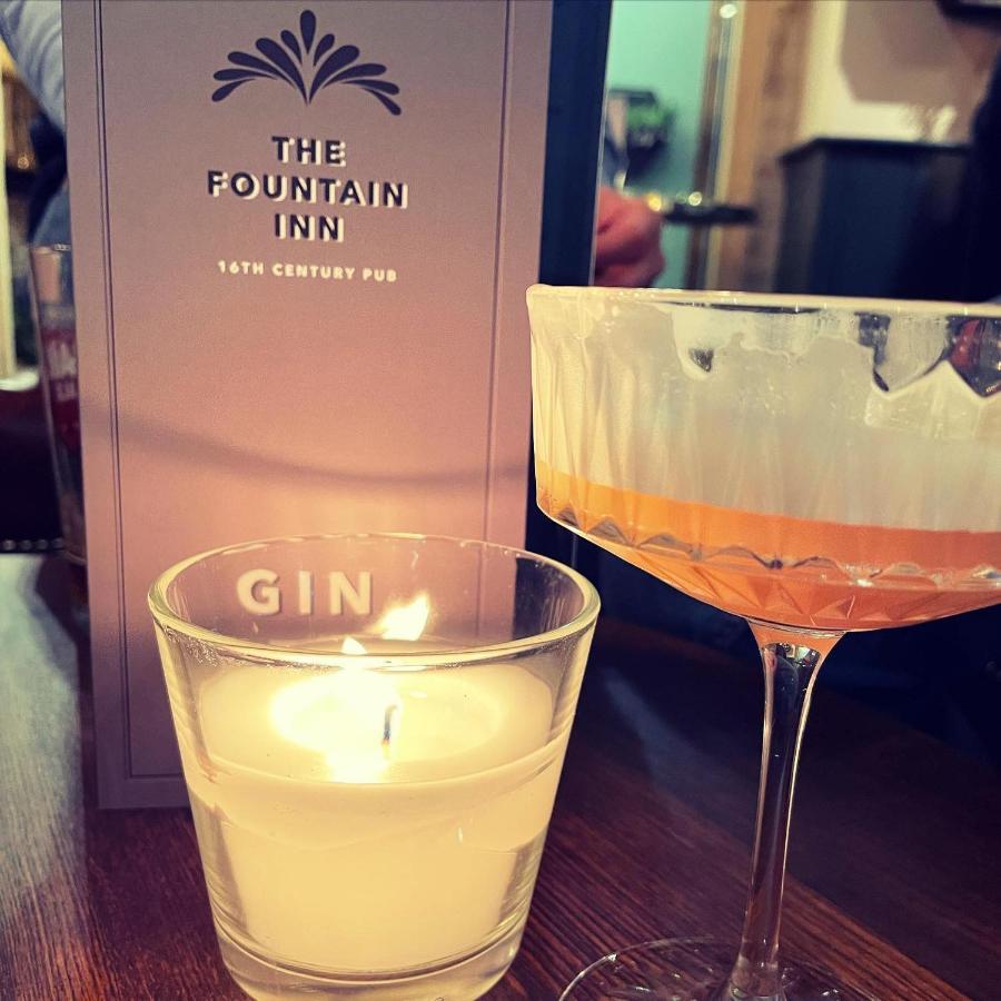 The Fountain Inn & Riverside Restaurant โอ๊คแฮมป์ตัน ภายนอก รูปภาพ